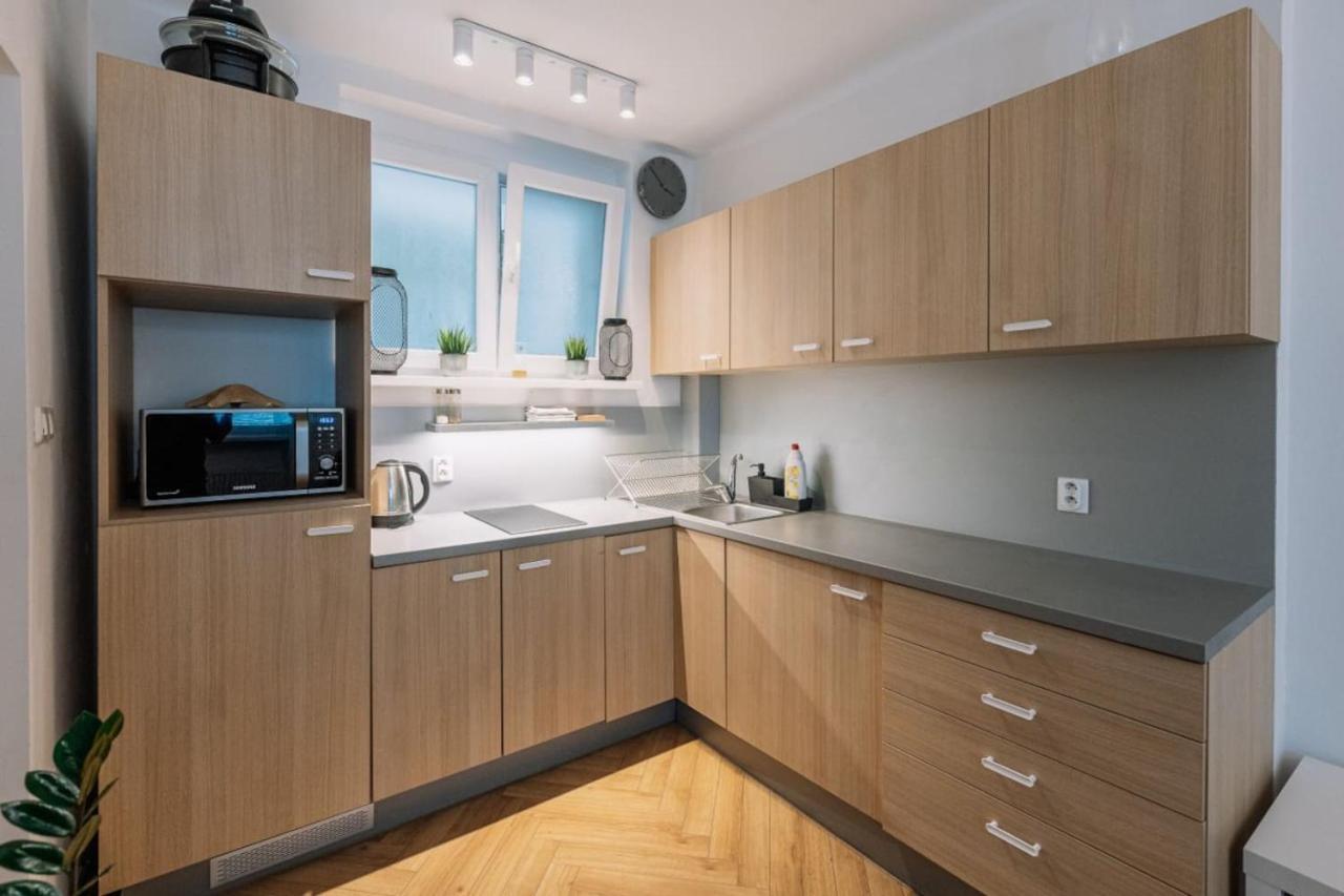 Stadiumside Studio Apartment Bratislava Exterior photo